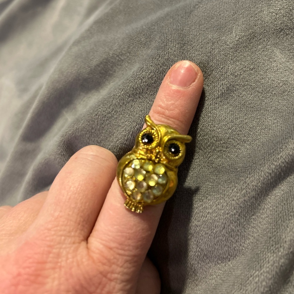Gold Owl Statement Ring – Women Vintage Jewelry